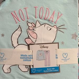 NWT primark disney Marie PJ set